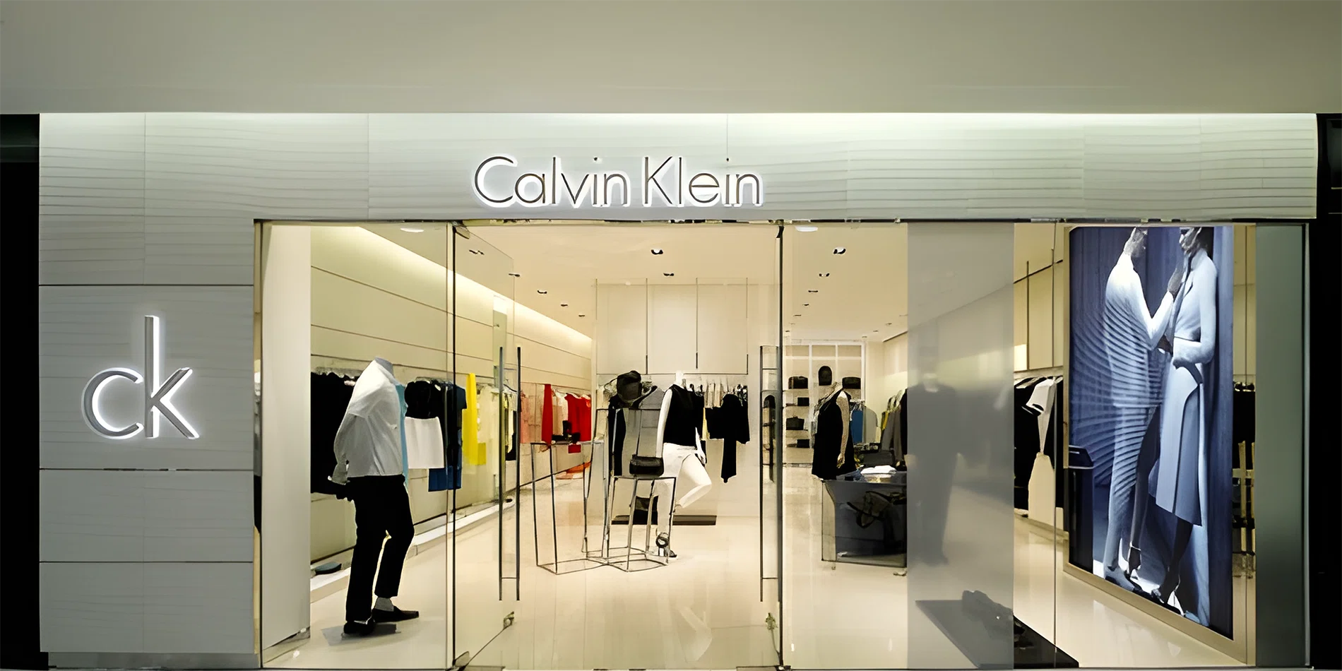 Banner 1 - Calvin Klein Store US