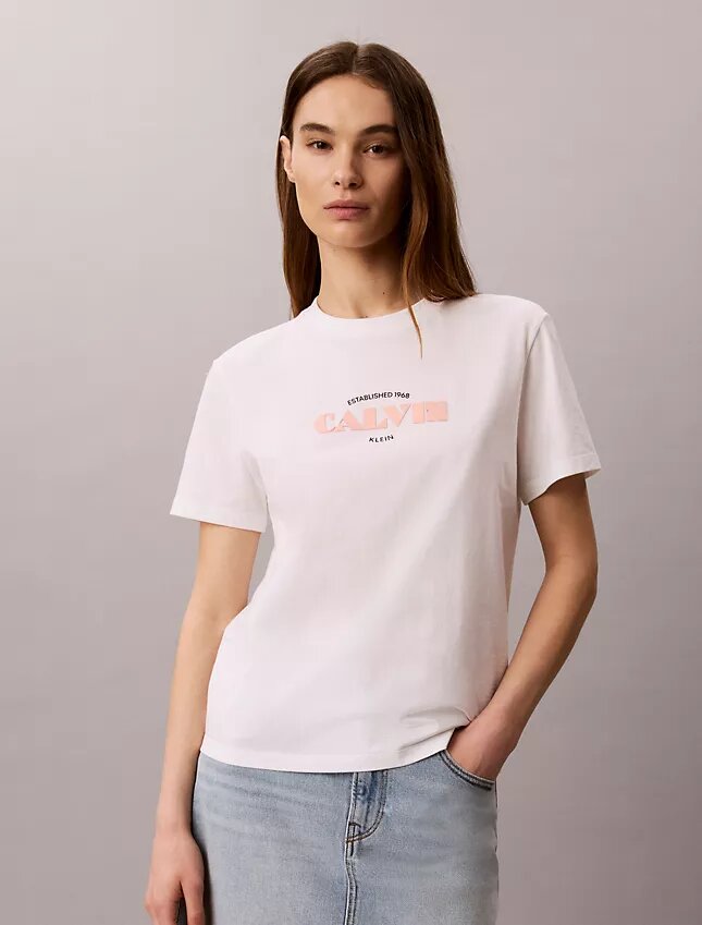 Bold Logo Graphic Classic T-Shirt Bold Logo Graphic Classic T-Shirt