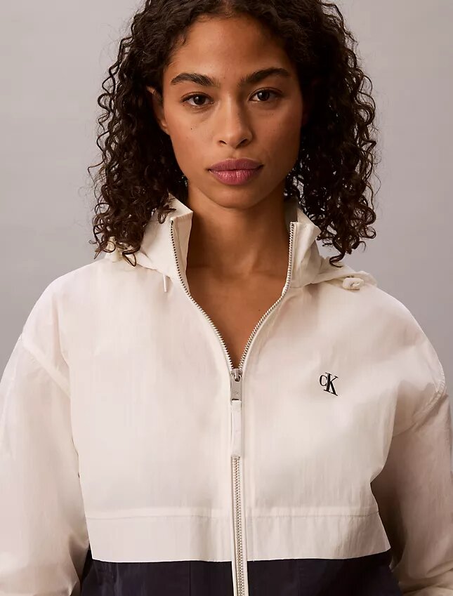 Colorblock Essential Windbreaker Colorblock Essential Windbreaker