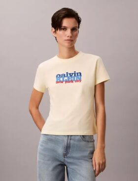 Contrast Logo Graphic Slim T-Shirt