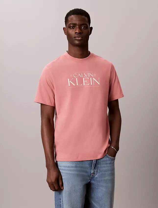 Logo Graphic Relaxed T-Shirt Logo Graphic Relaxed T-Shirt