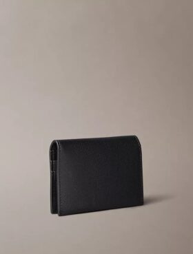 Minimal Monogram Flap Card Case Minimal Monogram Flap Card Case