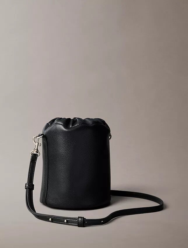 Pebble Grain Bucket Bag Pebble Grain Bucket Bag